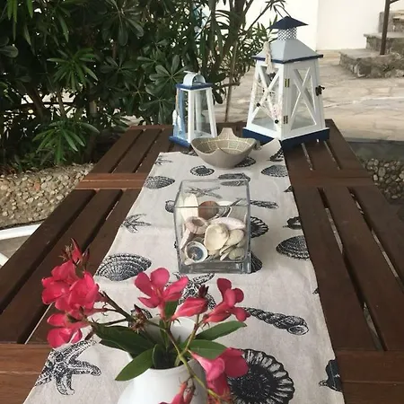 Zoe's Summer House * Kriopigi